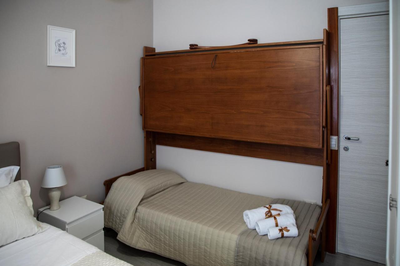 L' Albero Di Giada Bed & Breakfast Caserta Exterior foto